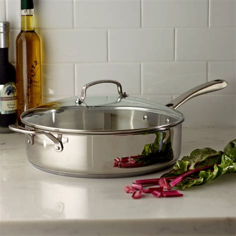 Cuisinart Chef's Classic Stainless 5-Quart Saute Pan with Helper Handle and Cover, Metallic Red