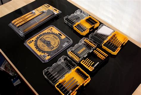 DEWALT DWA123AMQ4 111-PC MASTER SET